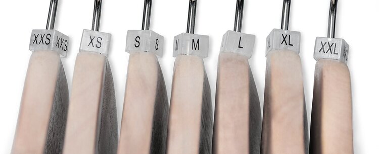 hangers with different sizes